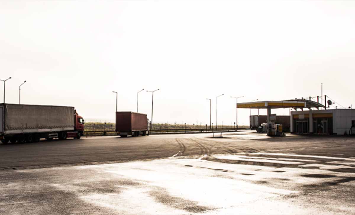 pátio de indústria para fazer a gestão de frota