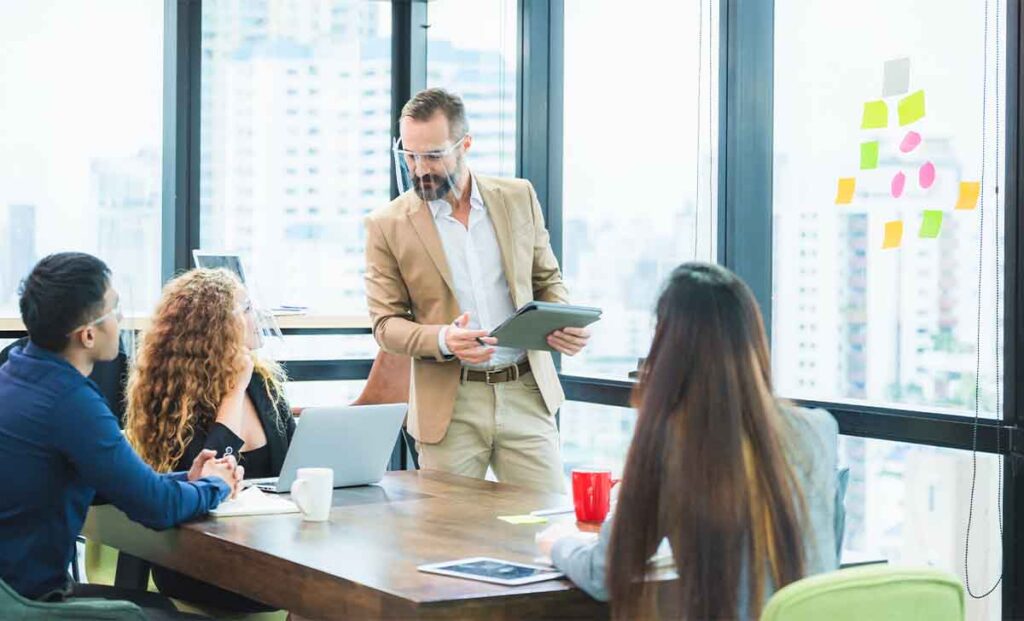 Reunião entre gestores visando otimização de processos
